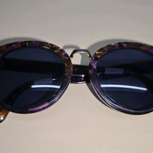 TOMS sunglasses like new