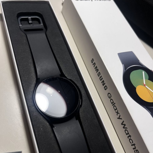 Samsung Galaxy Watch5 Aluminium 40mm used, waterproof, graphite