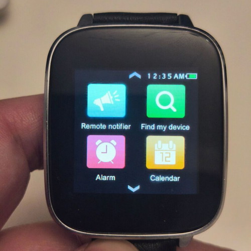 Zeblaze Crystal smartwatch with metal case and leather strap
