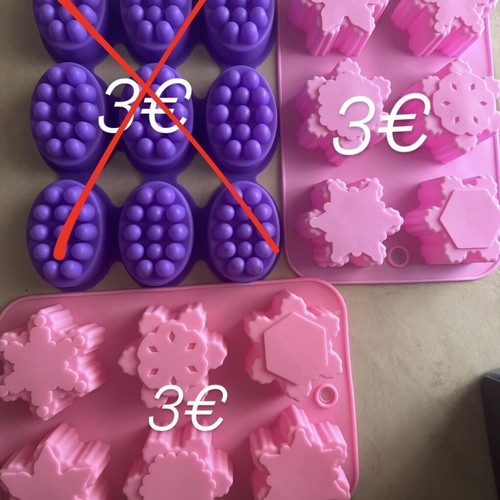Silicone Molds and Soap Making Accessories like new