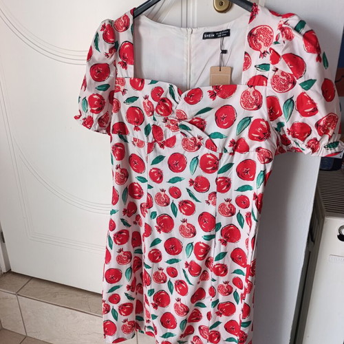 Shein dress new with tag, size L, white and red