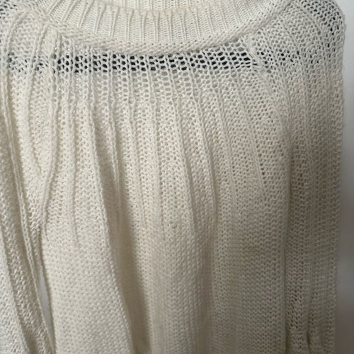 Karavan white pullover one size like new, balloon sleeves