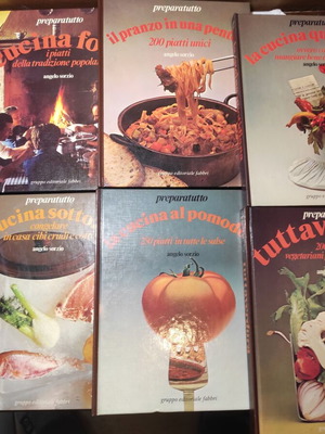 Σετ 6 βιβλία μαγειρικής Italian Traditional Cuisine του Angelo Sorzio σαν καινούργια