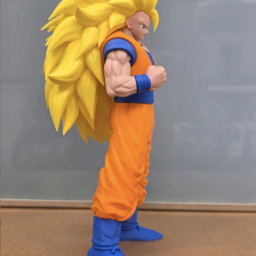 Goku Super Saiyan 3 figure 24cm new