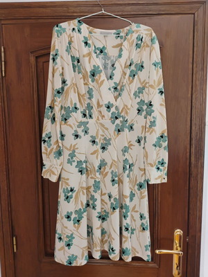 H and M dress like new, length about 102 cm