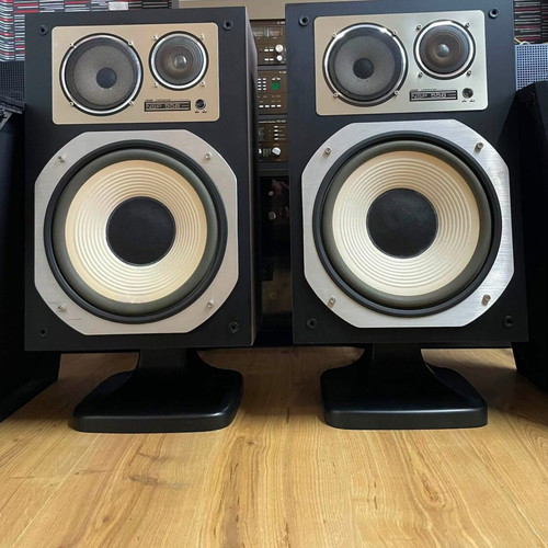 Namco NSP-558 retro speakers, closed cabinet