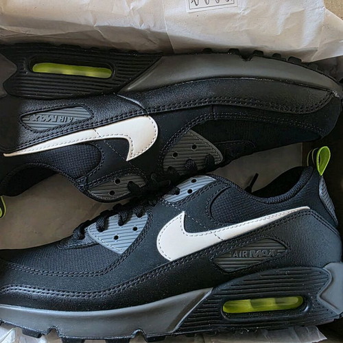 Nike Air Max 90 Black Volt New Unworn Size 45.5