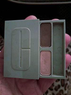 Double eyeshadow palettes used in nude shades, Estee Lauder & Clinique