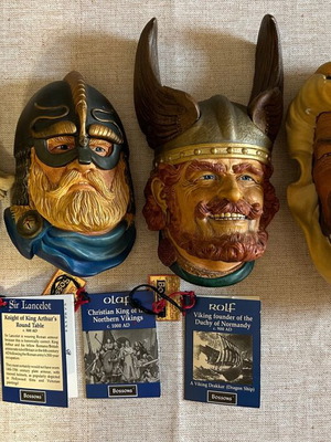 Bossons vintage set of 3 with certificates like new