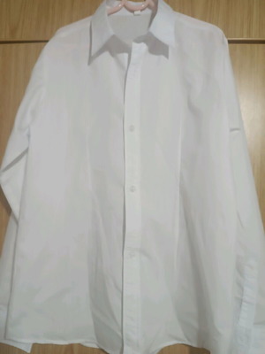 Women's white shirt size S like new