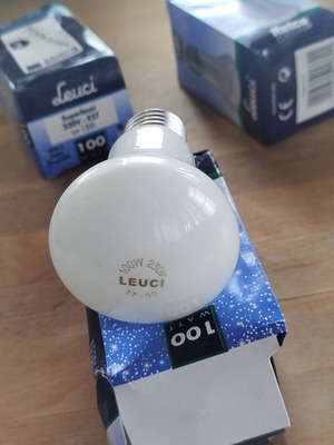 Λάμπα Leuci 100W 1300lm καινούργια, φυσικά χρώματα