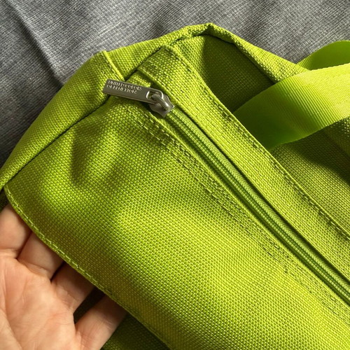 Benetton green travel vanity bag like new