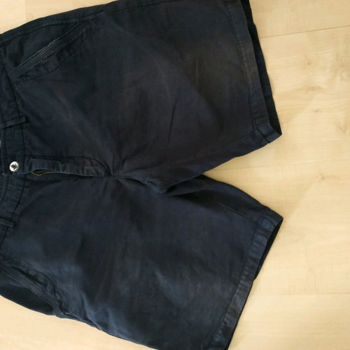 Men's blue bermuda shorts like new, slight fading front