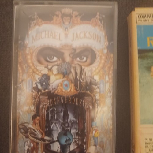 Michael Jackson Dangerous cassette like new, pop