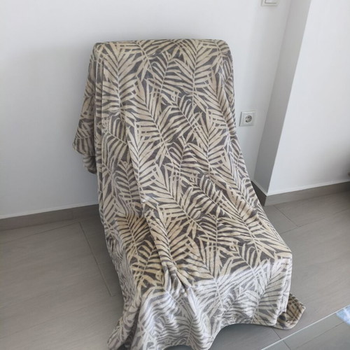 Velvet fleece sofa throw with tropical palm leaf design new