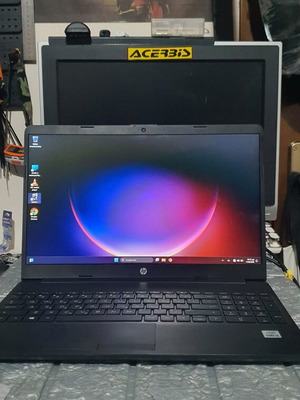 HP laptop 10th generation, 15.6 inch screen, Intel Core i3