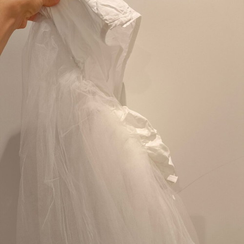 Baby Oliver mosquito net like new, white fabric and tulle