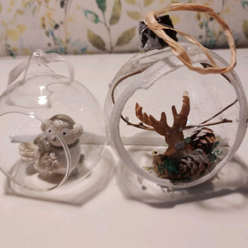 Christmas glass balls like new