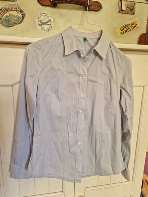 Benetton blue shirt small like new