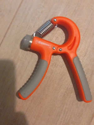 Hand Grip Exercise Tool new, excellent for hands
