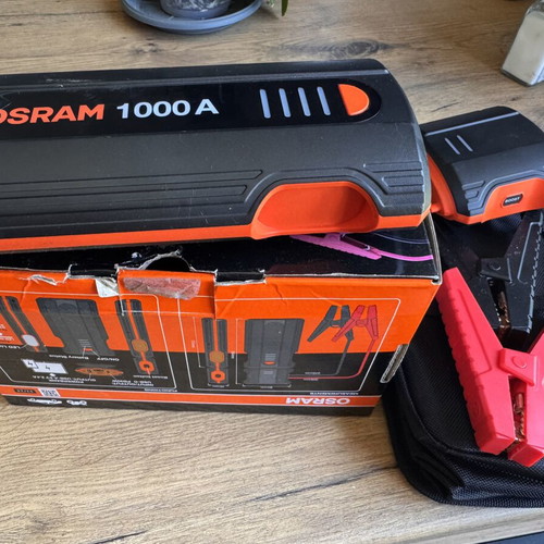 Osram BatteryJumpstart 1000A lithium jump starter like new