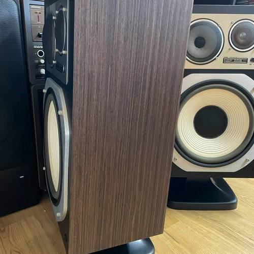 Namco NSP-558 retro speakers, closed cabinet