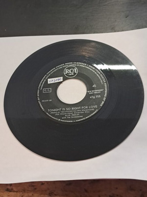 Δίσκος Wooden Heart Elvis Presley μεταχειρισμένος σε καλή κατάσταση