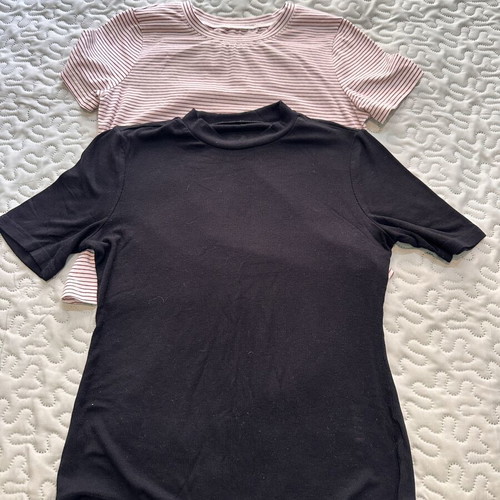 Basic women's T-shirts set size M like new, 2 pieces