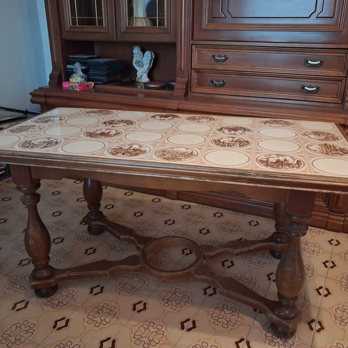 Coffee table used with wooden legs and marble top 126×65×64 cm