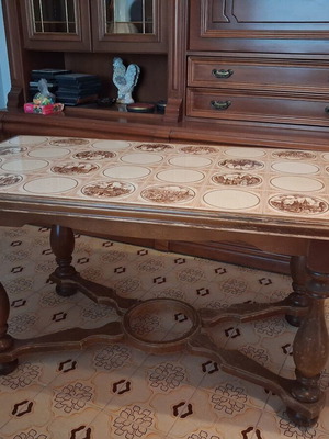 Coffee table used with wooden legs and marble top 126×65×64 cm