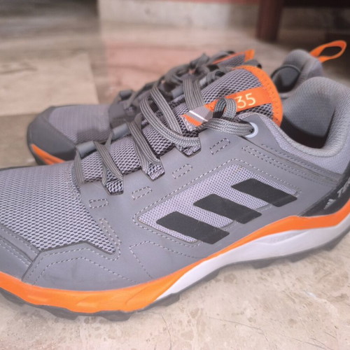 Adidas Terrex Agravic TR Trail Running Shoes like new, size 40, grey