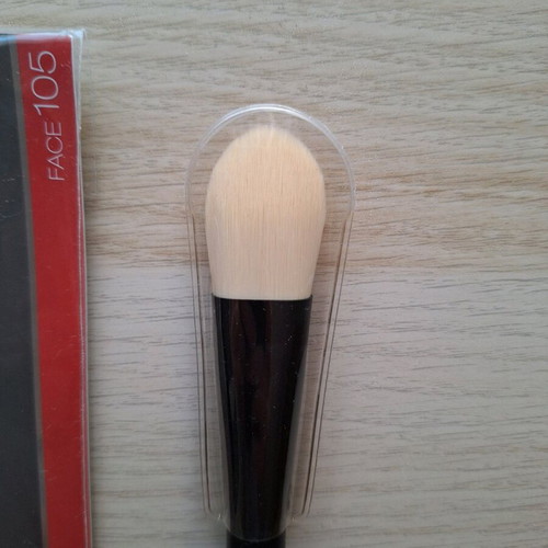 KIKO Milano Face 105 Foundation Brush new