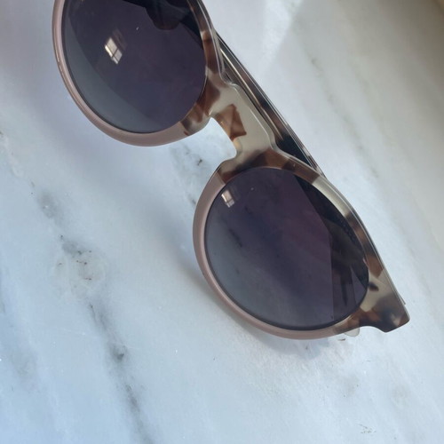 Sunglasses like new