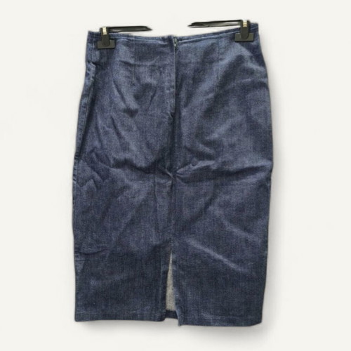 Pencil denim skirt size medium like new, blue
