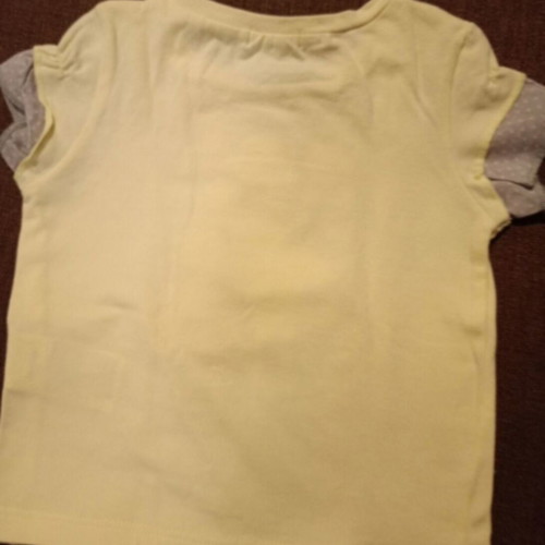 Benetton Glowing Happy yellow baby t-shirt like new 9-12 months