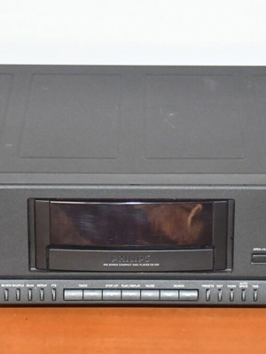 Philips CD-930 CD player used with digital output and remote