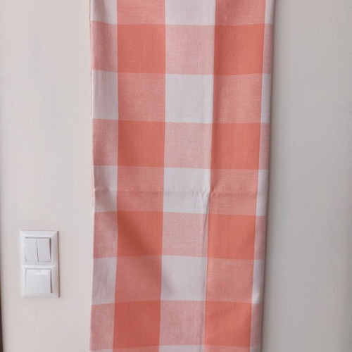 Gingham Tablecloth salmon/peach 147x170 cm like new
