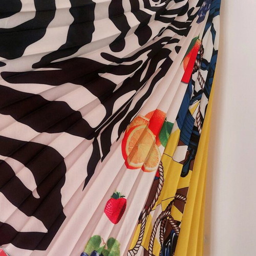 Pleated skirt like new, multicolor, size S/XS
