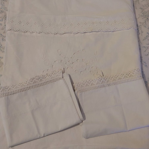 Vintage duvet cover with two pillowcases new
