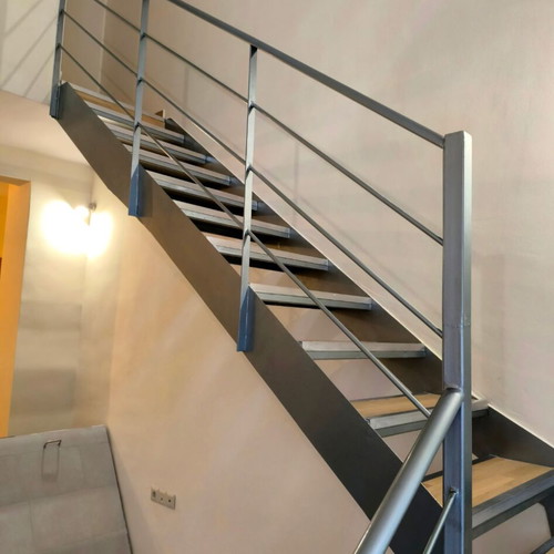 Μεζονέτα 48 τ.μ. ανακαινισμένη, ισόγειο, 2 επίπεδα, Αμπελόκηποι - Πεντάγωνο