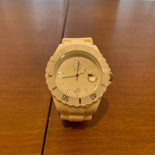 BKS women's watch new with silicone strap