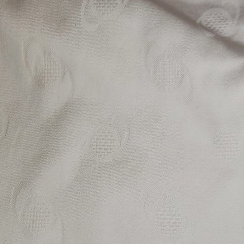 Tablecloth set with 12 napkins used, white