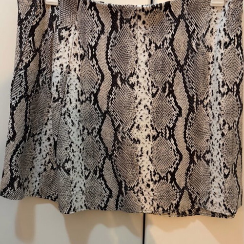 Mini skirt H&M like new, size M 38 10, beige brown