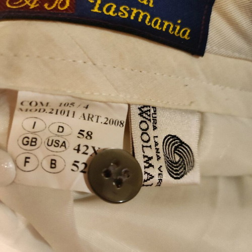 Men's beige suit like new