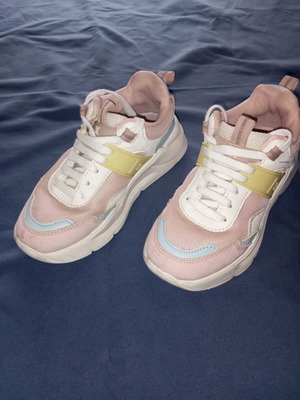 XTI Kids 151147 Athletic Sneakers used, size 31, synthetic leather and fabric