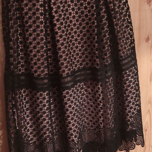 Skirt used no L with lace and lining