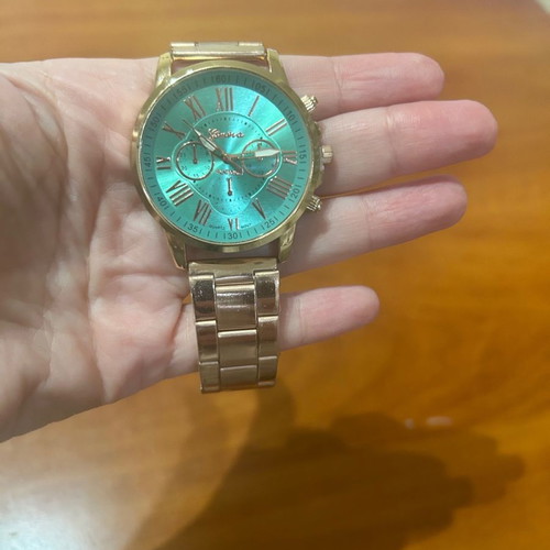 Women's rosegold watch with green dial new