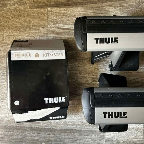 Thule WingBar Evo 135cm roof bars set with bases and Nissan Qashqai kit like new