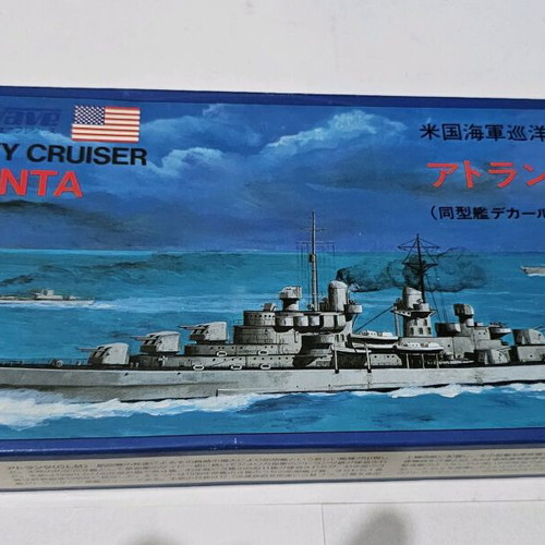 USS Atlanta CL-51 1:700 Model Kit plastic like new