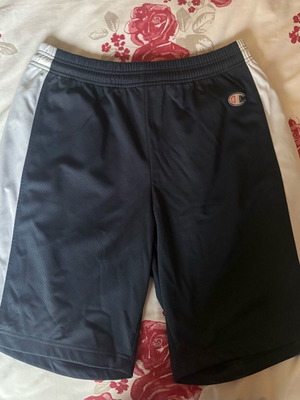 Champion shorts medium like new, blue